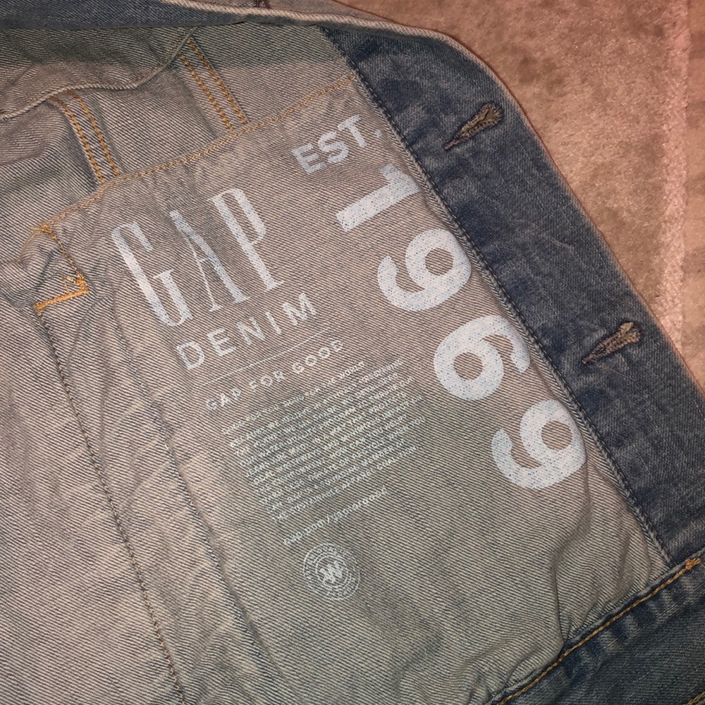 Gap Denim Jacket - Picture 6 of 6